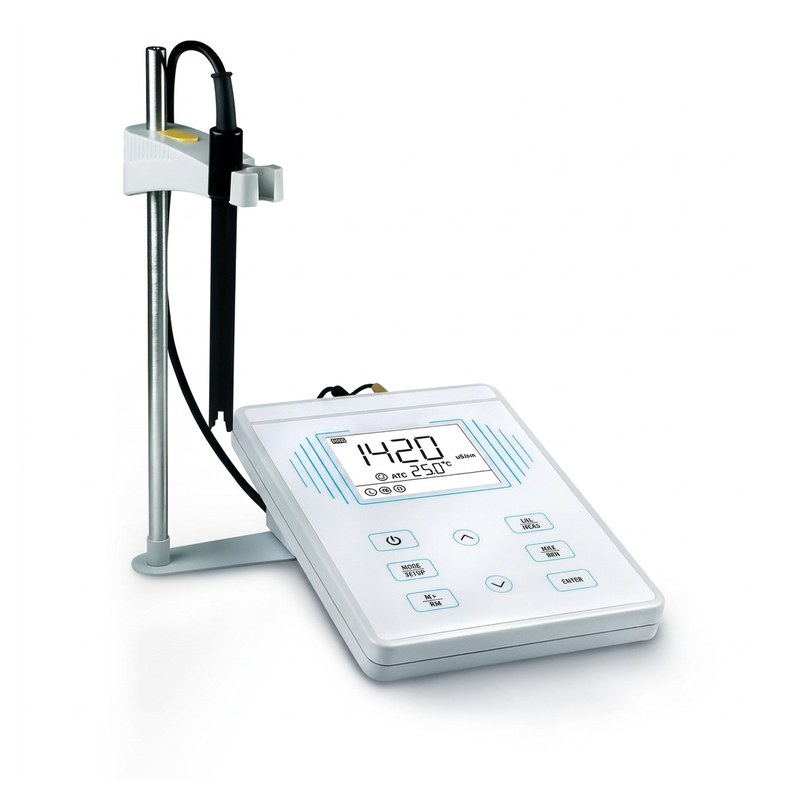 Conductimètre de paillasse Apera EC700 avec support d'électrode vertical et écran LCD